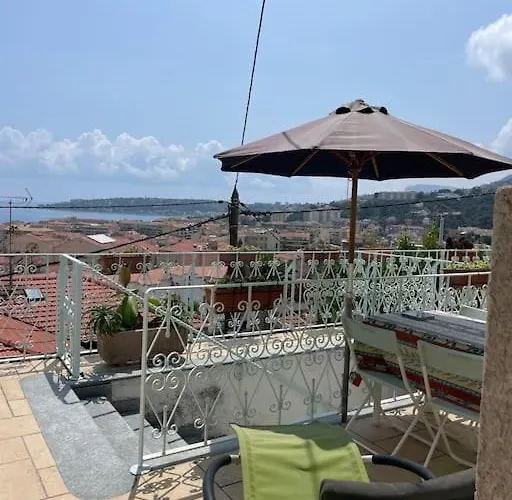 アパート Terrace, Panoramic View, Quiet Area *